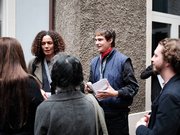 Dort kam zuvor Hiromi Itō an und...