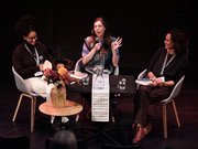 Gleich danach findet ebenfalls im H9 die Lesung mit Hanna Bervoets statt,