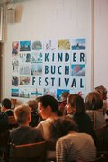 Beginnen tut der Festivalsonntag mit dem Kinderbuchfestival in der KLARA!